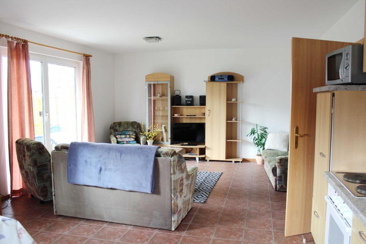 Ferienwohnungen Familie Piel Lutow 外观 照片